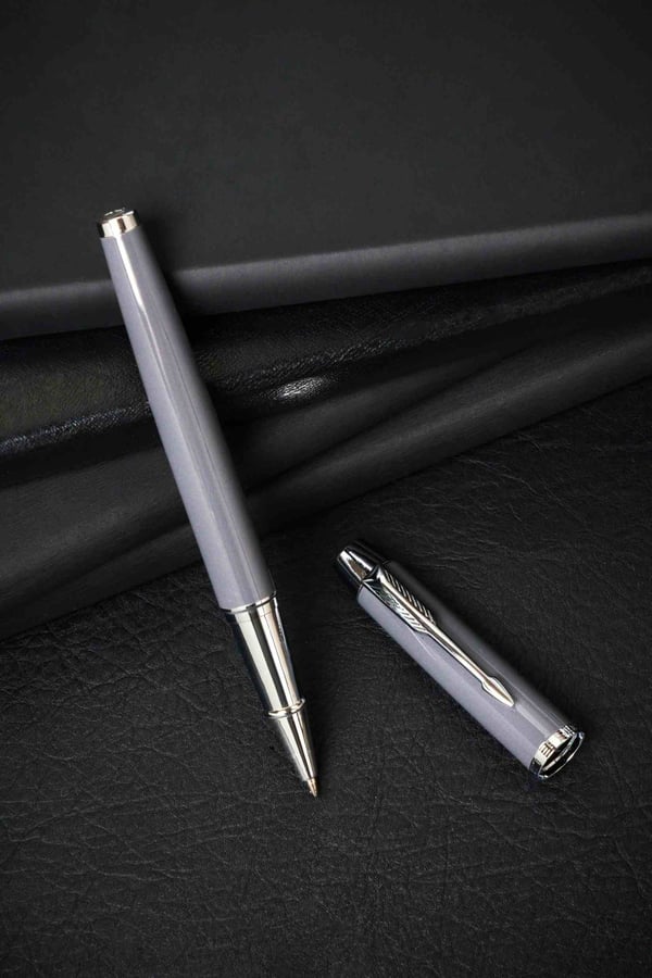 PTN 222-GB-3260 Grå-Silver Kulspetspenna i Ask