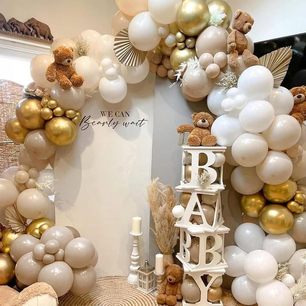 HVIDGULD BALLONGUIRLANDE TIL DÅB, NÆRDGIV, 144 stk.