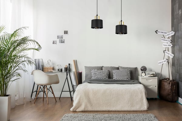 MODERNI KATTOVALAISIN MUSTA LED-VALAISIN