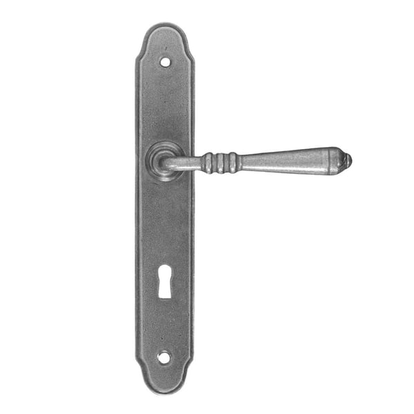 Devon dörrhandtag med nyckelskydd 72mm stål Devon dörrhandtag med nyckelskydd 72mm stål