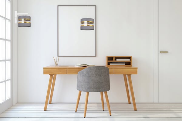 VÆGLAMPE, FIRKANTET LAMPE, ELEGANT GYLDEN LAMPESKÆRM, 20 CM
