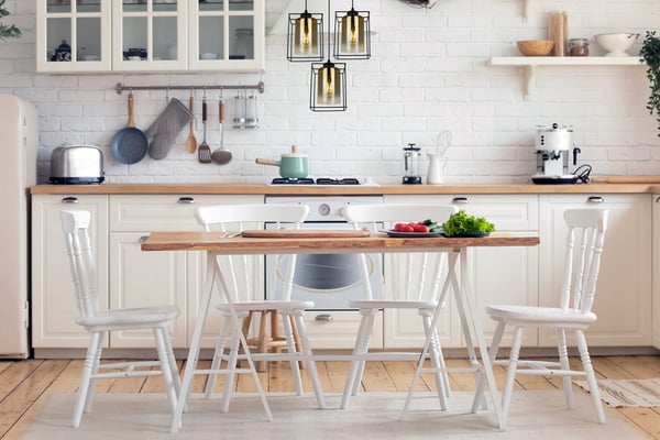 MODERNE ELEGANT HÆNGELAMPE MED GLASSKÆRM