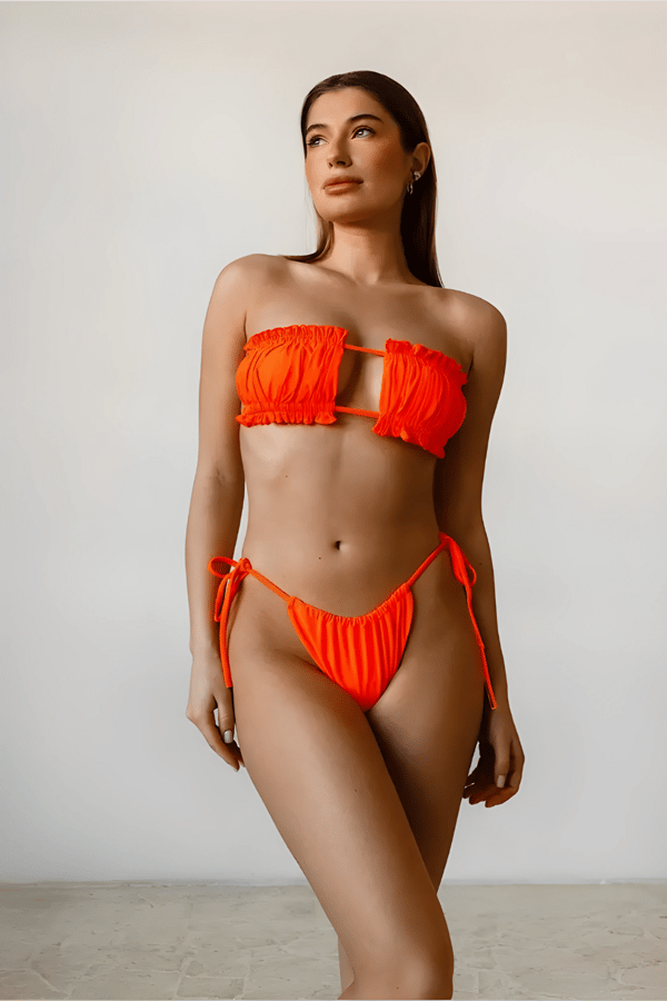 Kaksiosainen uimapukubikini seksikäs tanga-stringit sidottuina l KAKSIOSAINEN UIMAPUI BIKINI SEKSUKAS TANGA-STRONGIT L