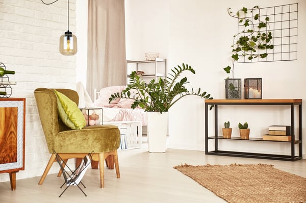 MODERNE ELEGANT HÆNGELAMPE MED GLASSKÆRM