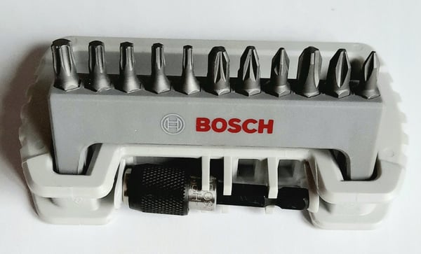 Bosch-kärkisarja, 10 kpl:n kärkipidikkeellä PH, PZ, Hex, Torx