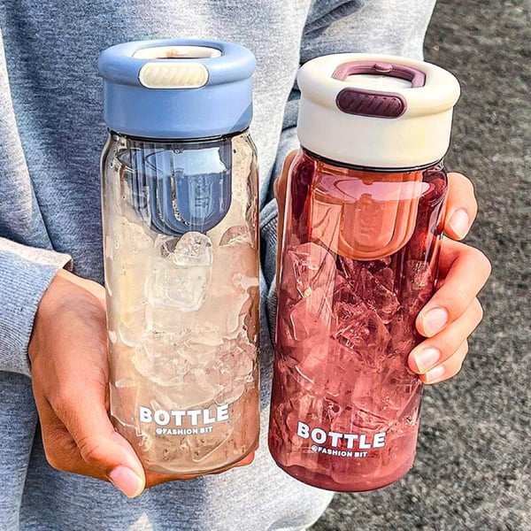 Kestävä urheilujuomapullo porrastetulla suodattimella 650 ml