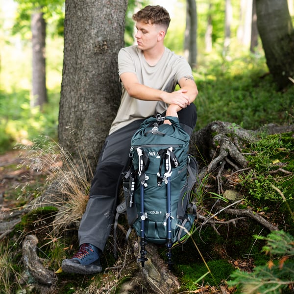 Ryggsäck för trekking grön KJOLEN 40L NILS CAMP NC1938