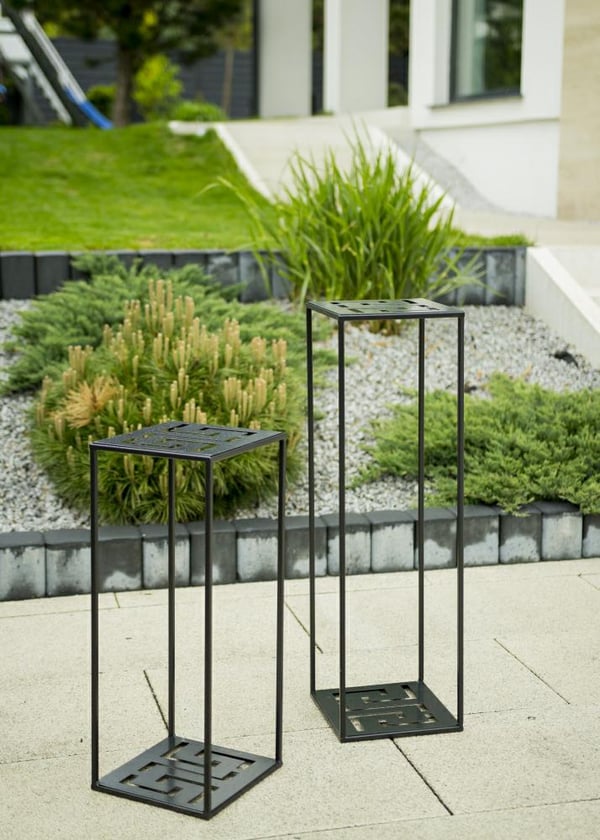 Moderni seisova kukkateline 100 cm musta
