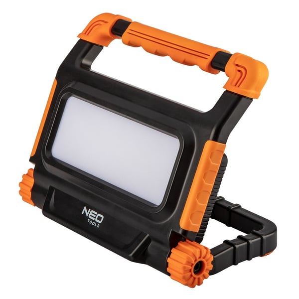 BATTERISTRÅLKASTARE 3000 LM SMD LED - T N99-064