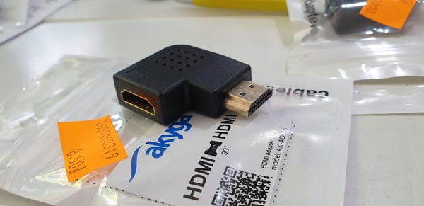 Akyga AK-AD-45 HDMI A/M - HDMI A/F adapter sidevinklet