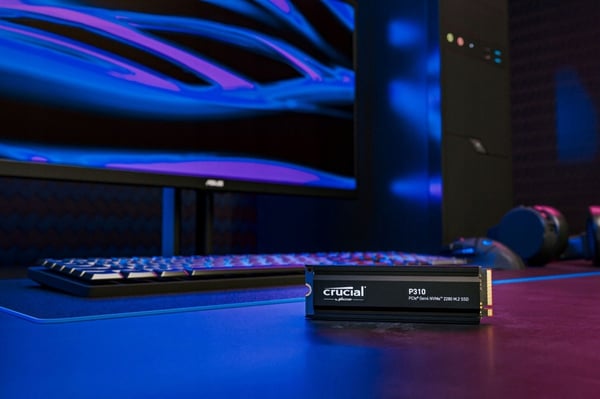 Crucial P310 1TB M.2 PCIe 4.0 NVMe 2280 SSD (7100/6000 MB/s) med køleplade