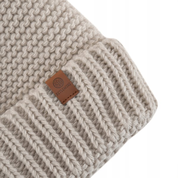 BCD-BK-08 beige vinterdamemossa med fletter