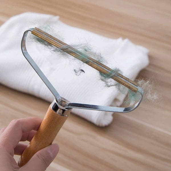 HÅNDBARBERINGSKAM TIL TØJ, SWEATERE, BETRÆKNING