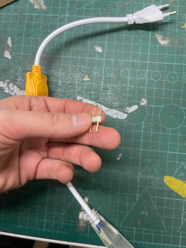 Strømforsyning / Stabilisator til 230V SMD2835 LED-strimler
