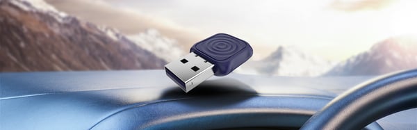 Carlinkit Mini Ultra-sovitin ja USB-C-sovitin CarPlay:lle ja Android Auto:lle
