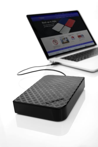 Verbatim 2TB 3,5" Store 'n' Save 2G svart extern hårddisk med USB 3.0