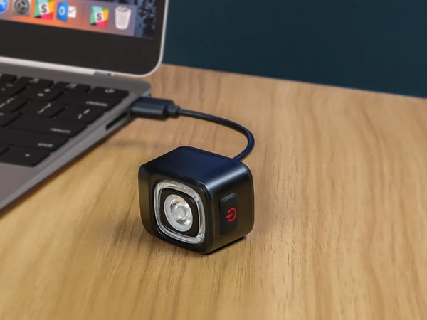 USB Baglygte til Cykel Magicshine Seemee 200 lm V3.0 Stopfunktion