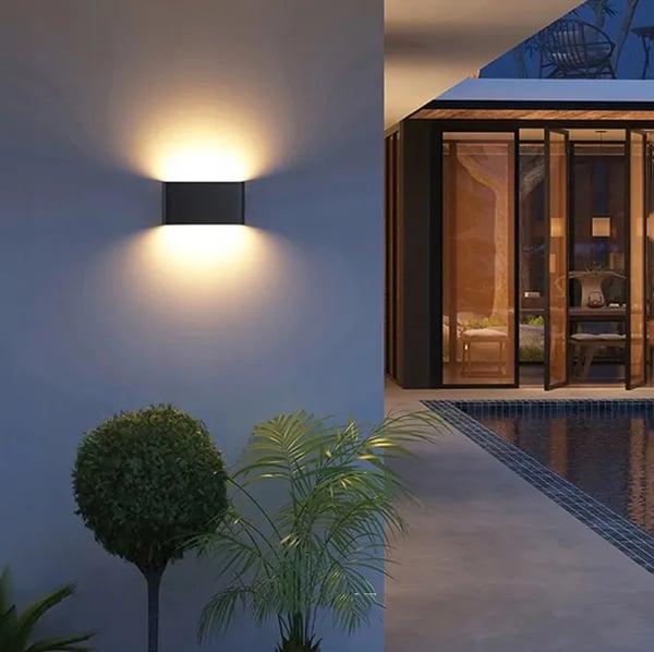 LED VÆGLAMPE UDENDØRS INDENDØRS OP OG NED MODERIG 6W METAL