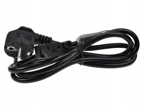 Akyga AK-PC-02A CEE 7/7 - IEC C13 strømkabel vinklet 250V/50Hz 10A 1,5m sort
