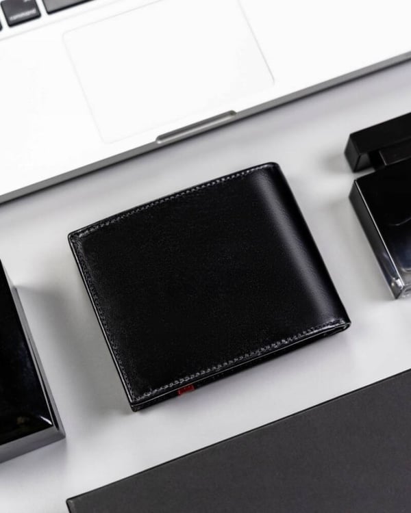 Stor, elegant herrplånbok i naturläder - Rovicky