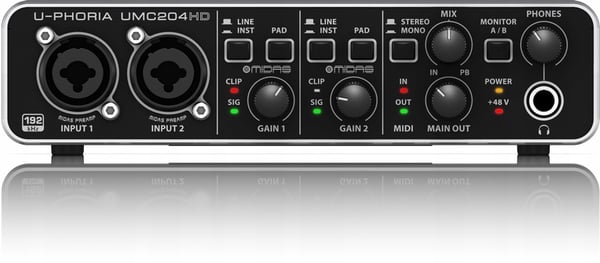 Behringer UMC204HD
