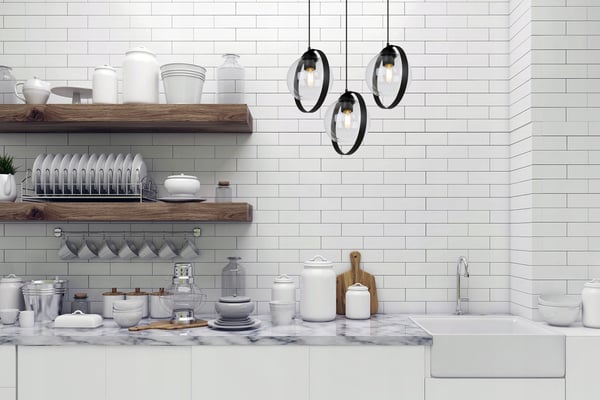 MODERNE HÆNGELAMPE MED GLASSKÆRMRINGE