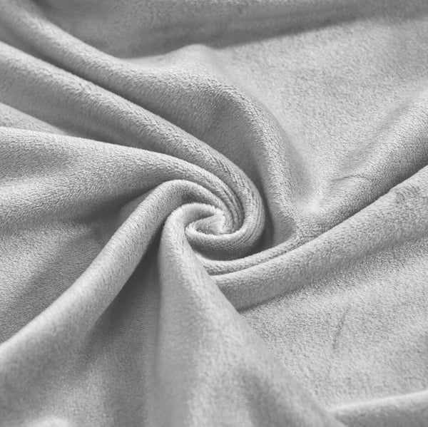 Överdrag till stol i ljusgrått elastiskt sammet