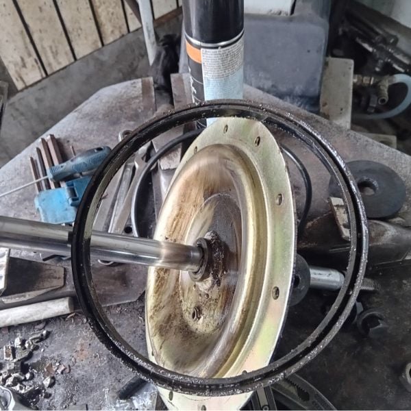 Tiiviste 186x12x9 (puskurin toimilaitteen halkaisija 186 mm) (1 kpl)