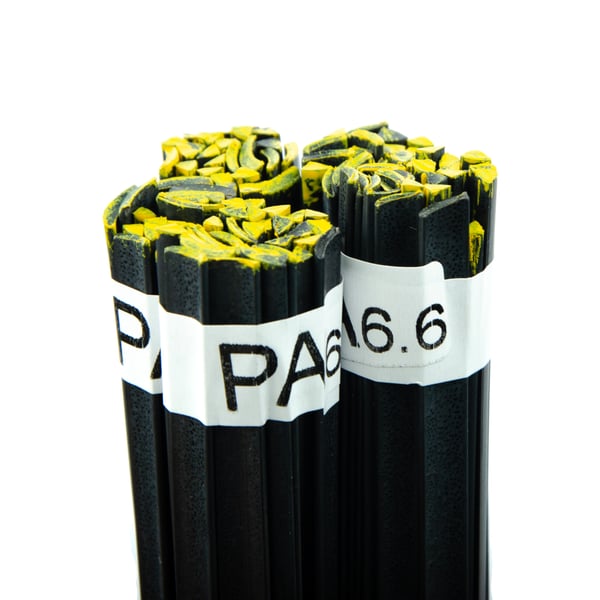 PA6.6 muovi hitsausvaijeri musta 100g