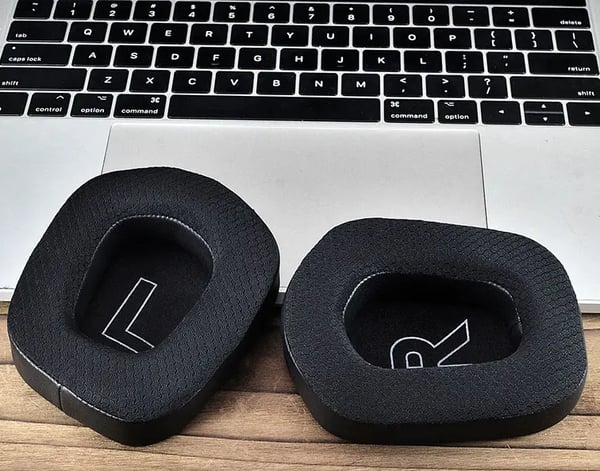 Öronkuddar Svamppads för Logitech G733 G335 G535 Gelfyllning Svart