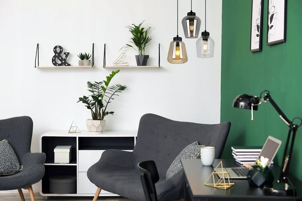 MODERNE ELEGANT HÆNGELAMPE MED GLASSKÆRM