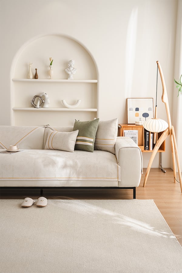 Matto, päiväpeite, päällinen sohvalle, 90x240 cm, kermanvärinen, kultaiset reunukset
