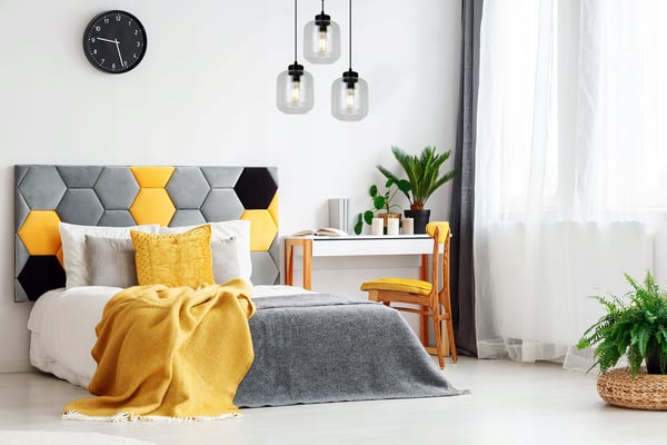 MODERNE ELEGANT HÆNGELAMPE MED GLASSKÆRM