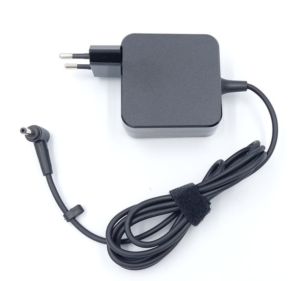 Ultra Parts - Virtalähde-laturi ADR81 ASUS ADP-45BW 19V 2.37A 45W 4.0x1.35 mm
