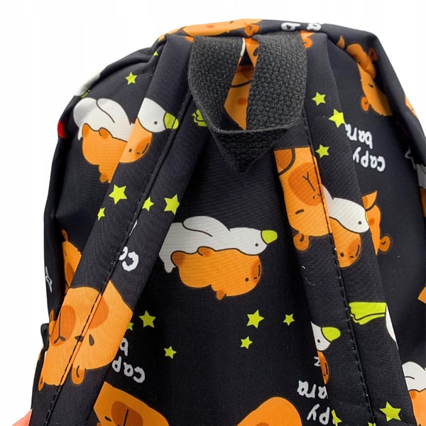 Kapibara reppu koulu matka tilava kapibara