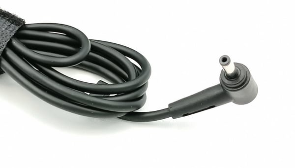 Ultra Parts - ASUS VIRTALÄHDE Asus 19V 3.42A 65W 4.0-1.35