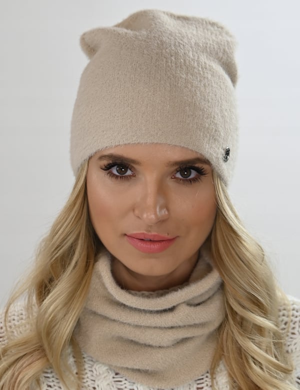 Varmt sæt med hue og halsedisse Alpaca Touch Beige AL1