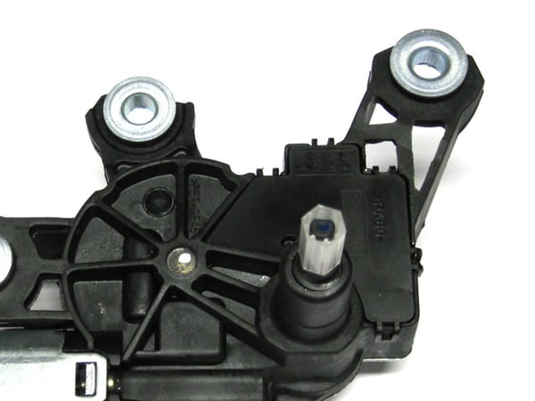 VW Golf IV Variant 99-06 SÆT: viskermotor + bagrudeviskerarm + blad + bagrudesprinklerdyse 3 stk. SÆT