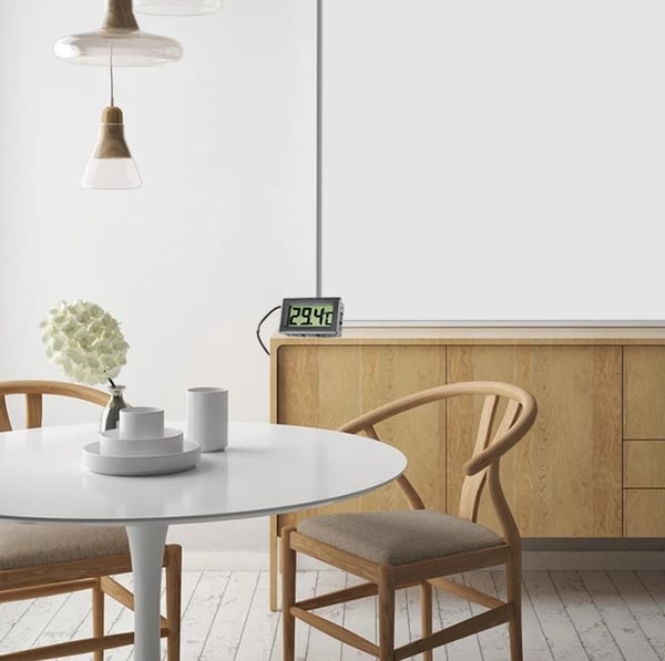Universal digital elektronisk termometer med mätprobe