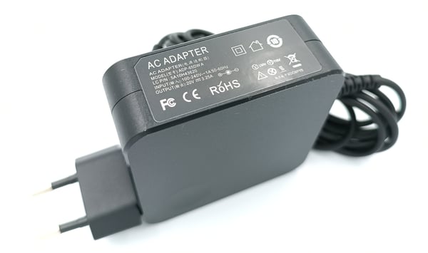 Ultra Parts - LENOVO STRØMFORSYNING 65W 20V 3.25A 4.0-1.7mm (kvadrat)