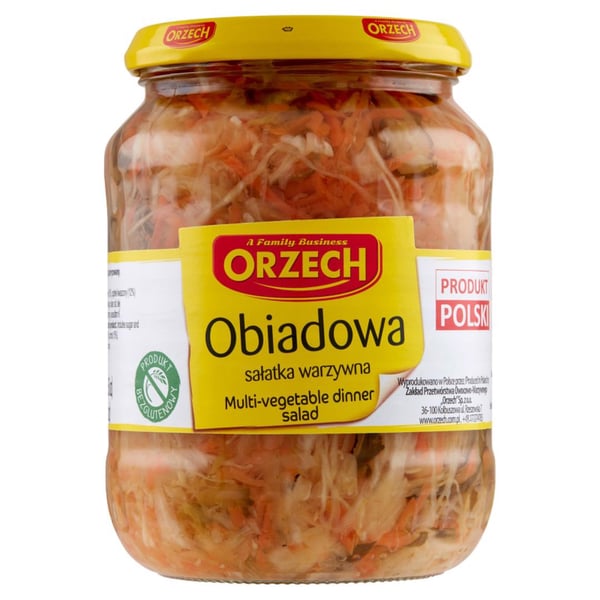Saksanpähkinäkasvissalaatti 670 g