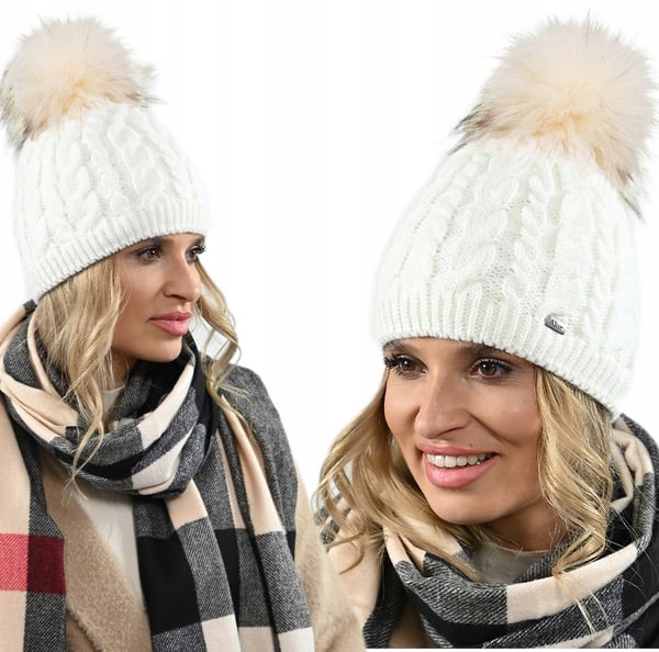 Krämfärgad vintermössa för dam med pompom, fodrad med fleece, varm beania universalstorlek