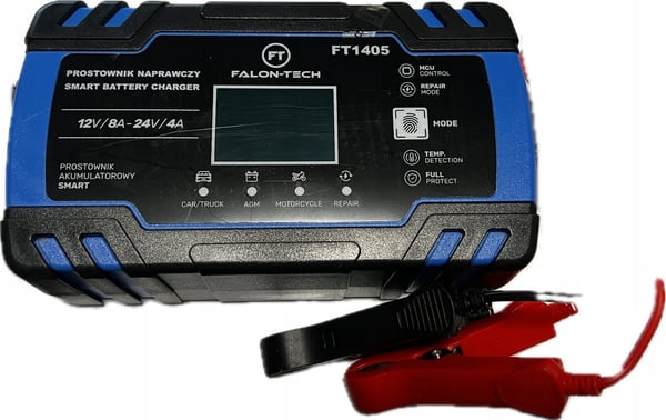 Falon-Tech akkulaturi korjaustoiminnolla 12V-8A / 24V-4A
