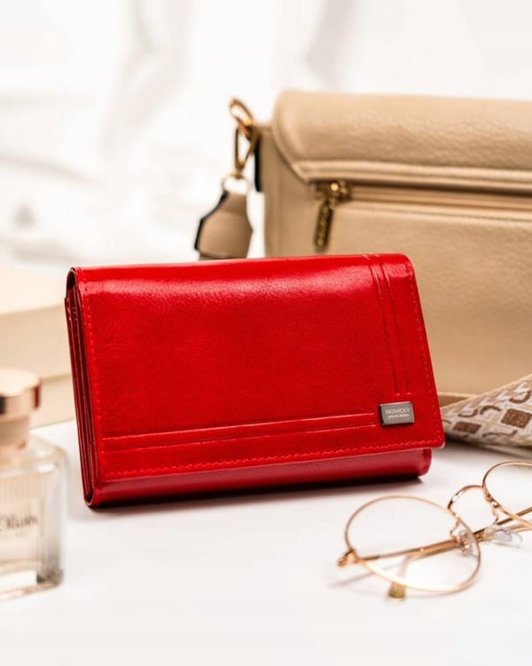 Suuri nahkainen naisten lompakko nepparikiinnityksellä - Rovicky