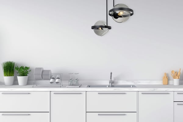 MODERNE GLAS HÆNGELAMPE MED GRAFITRING