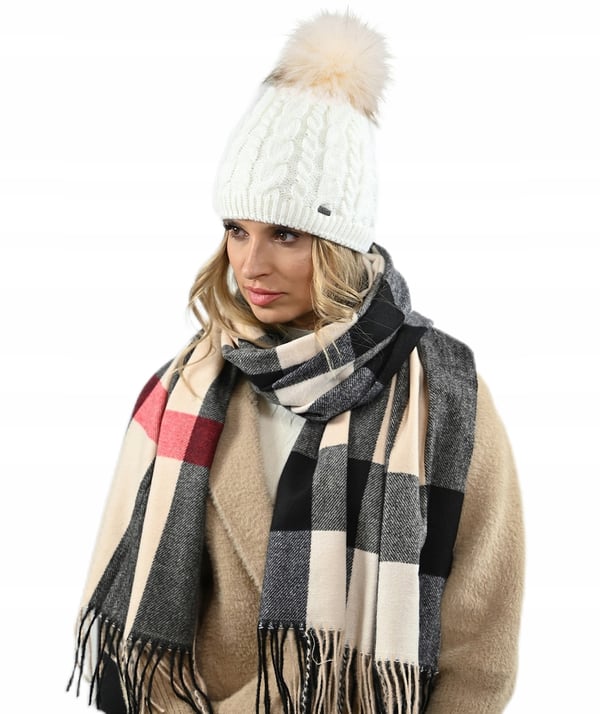 Krämfärgad vintermössa för dam med pompom, fodrad med fleece, varm beania universalstorlek