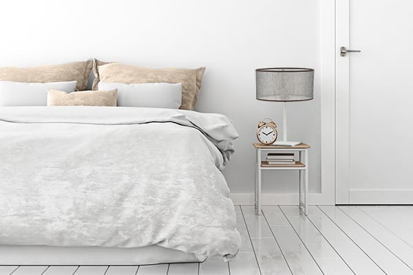 Moderne skrivebordslampe med forskellige LED-farver