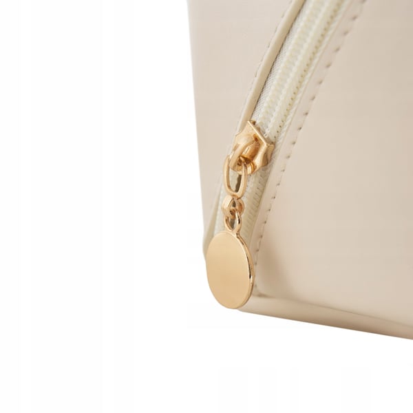 BKP-06 stor rektangulär sminkväska beige Mellow