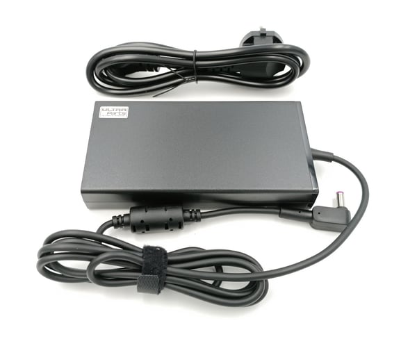 Ultra Parts - ACER 135W 19V 7.1A 5.5x1.7 mm
