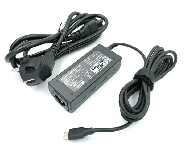Ultra Parts - STRØMFORSYNING Universal laptopoplader 45W USB-C med AC-kabel